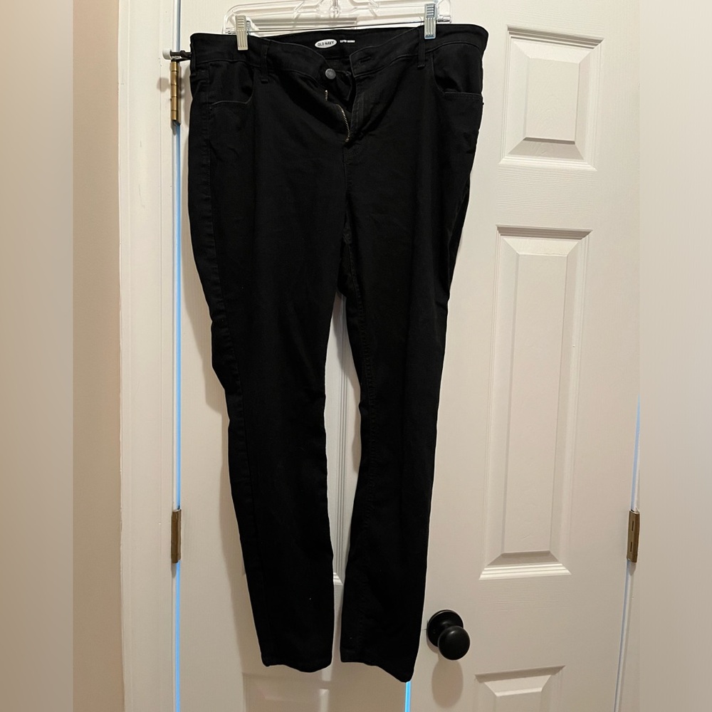 Old Navy super skinny jeans, black, size 16